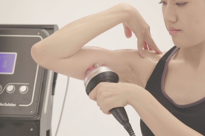BODY ARCHIのWラジオ波とEMS/吸引に注目!